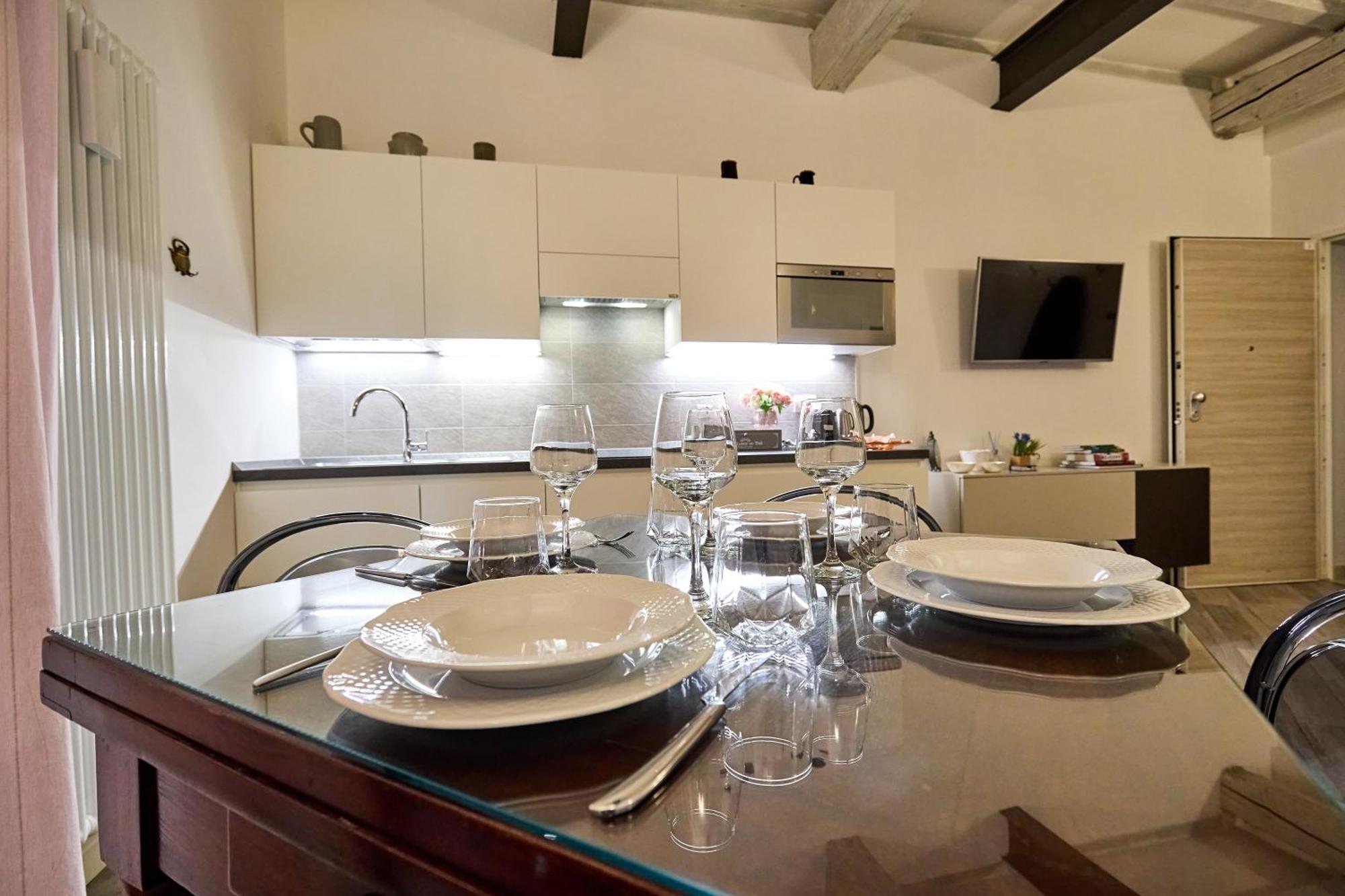La Torre Lunga -Smart Working- 150 M Dalle-From Due Torri-Two Towers Болонья Екстер'єр фото