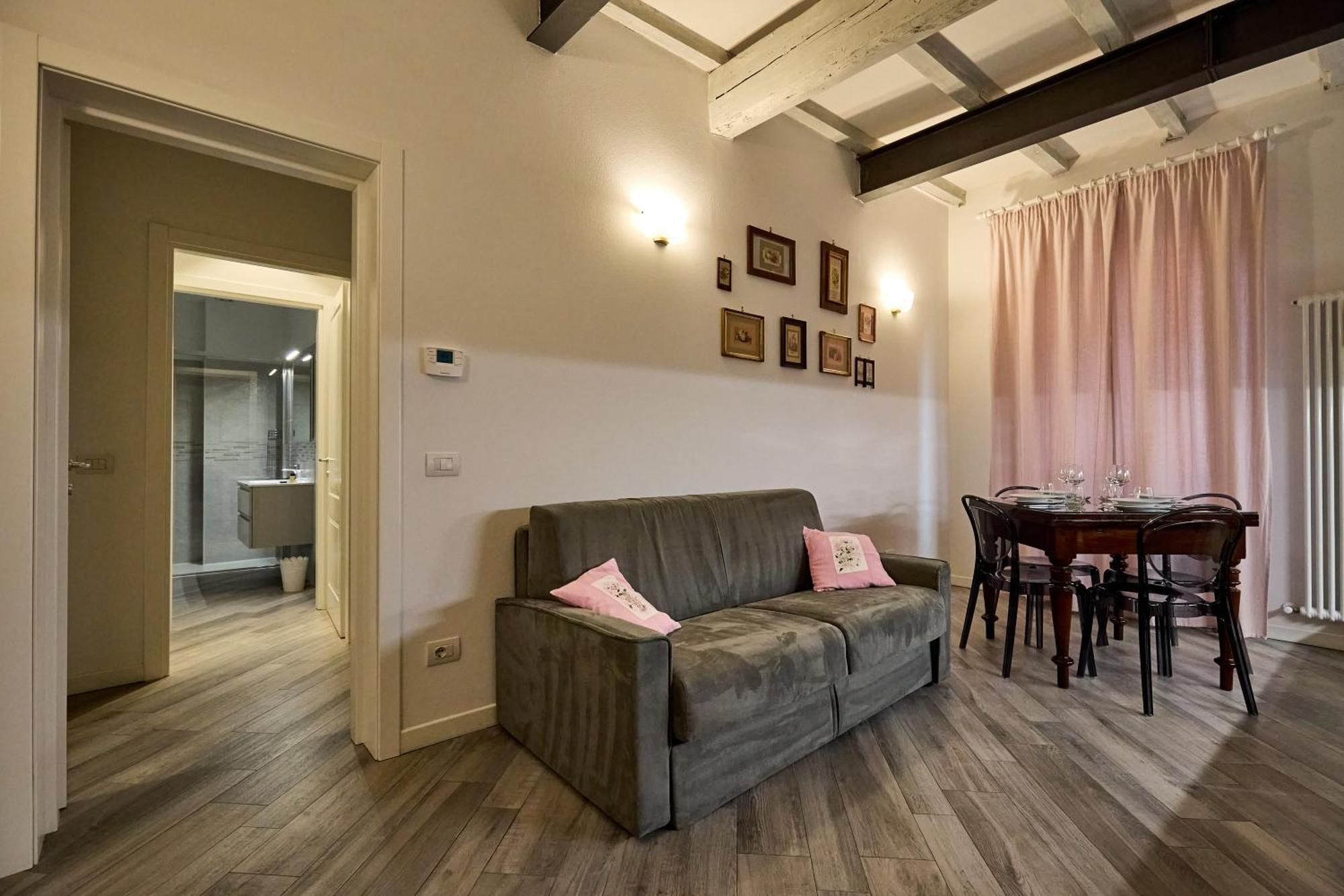La Torre Lunga -Smart Working- 150 M Dalle-From Due Torri-Two Towers Болонья Екстер'єр фото