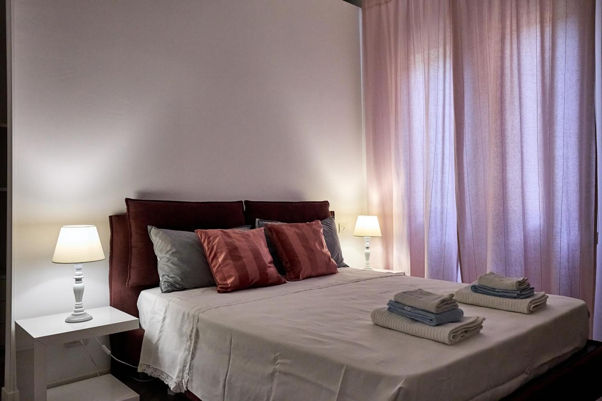 La Torre Lunga -Smart Working- 150 M Dalle-From Due Torri-Two Towers Болонья Екстер'єр фото