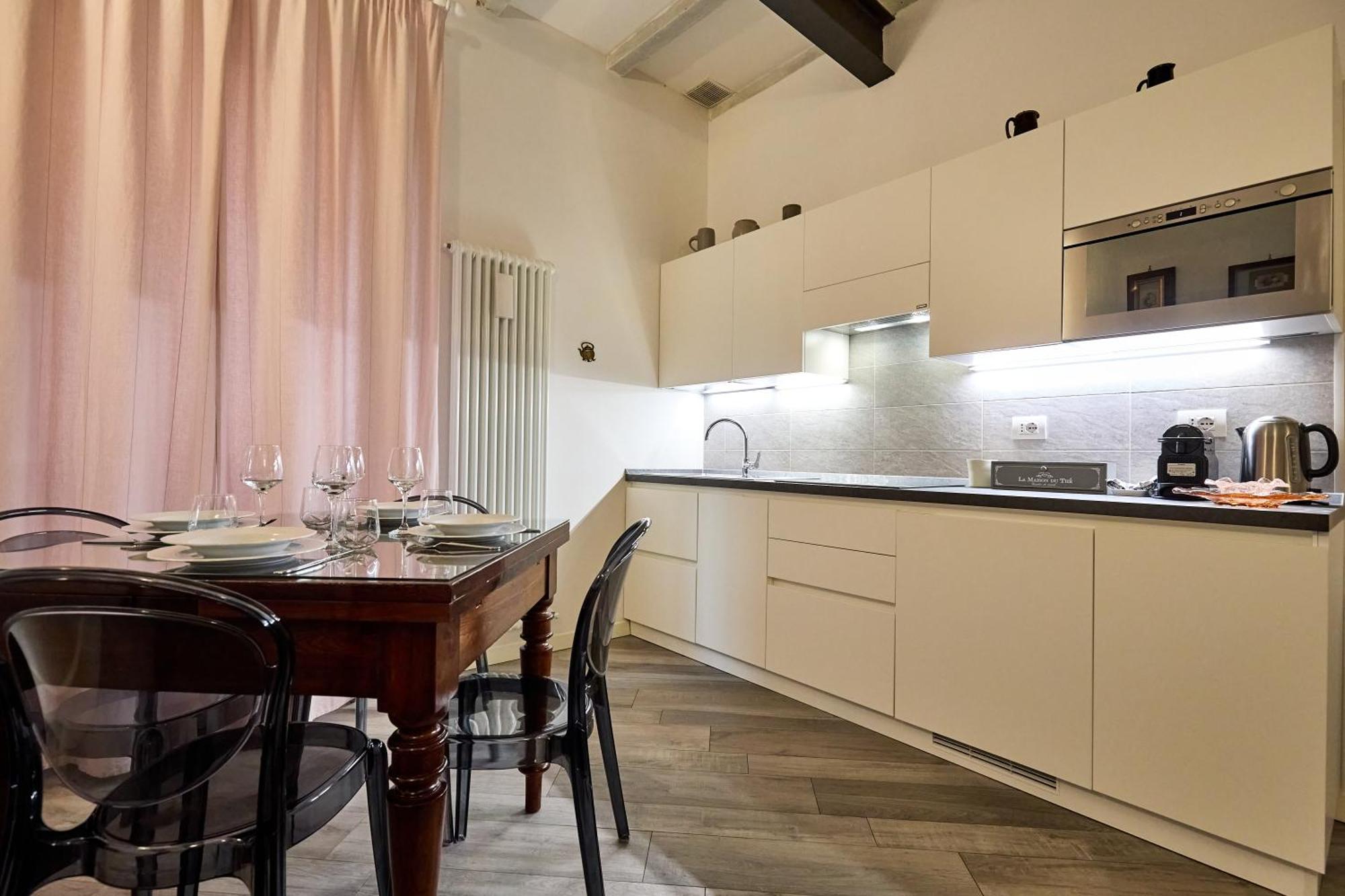 La Torre Lunga -Smart Working- 150 M Dalle-From Due Torri-Two Towers Болонья Екстер'єр фото
